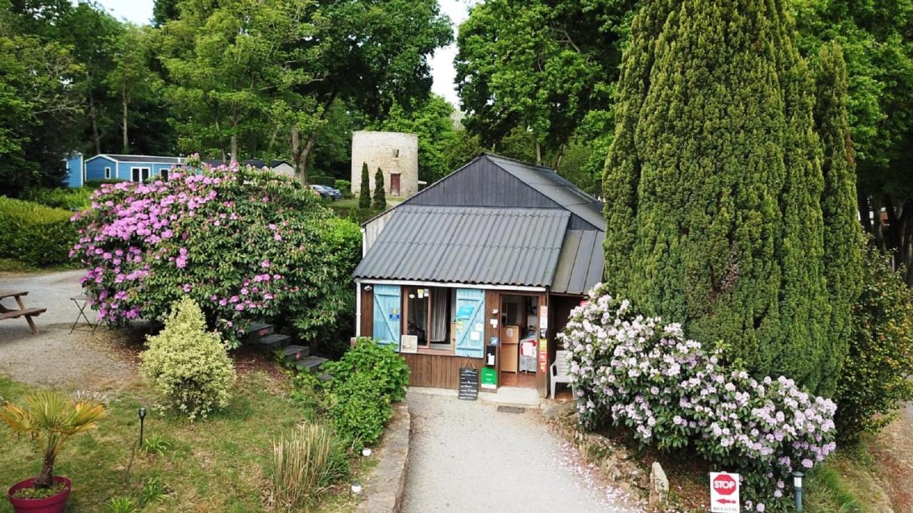 Camping Le Balcon De La Baie Saint-Marcan Exteriör bild
